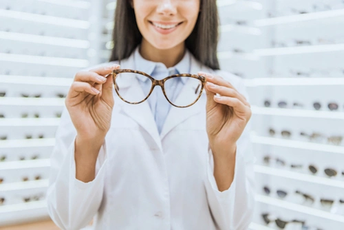 Opticien : un professionnel recherché