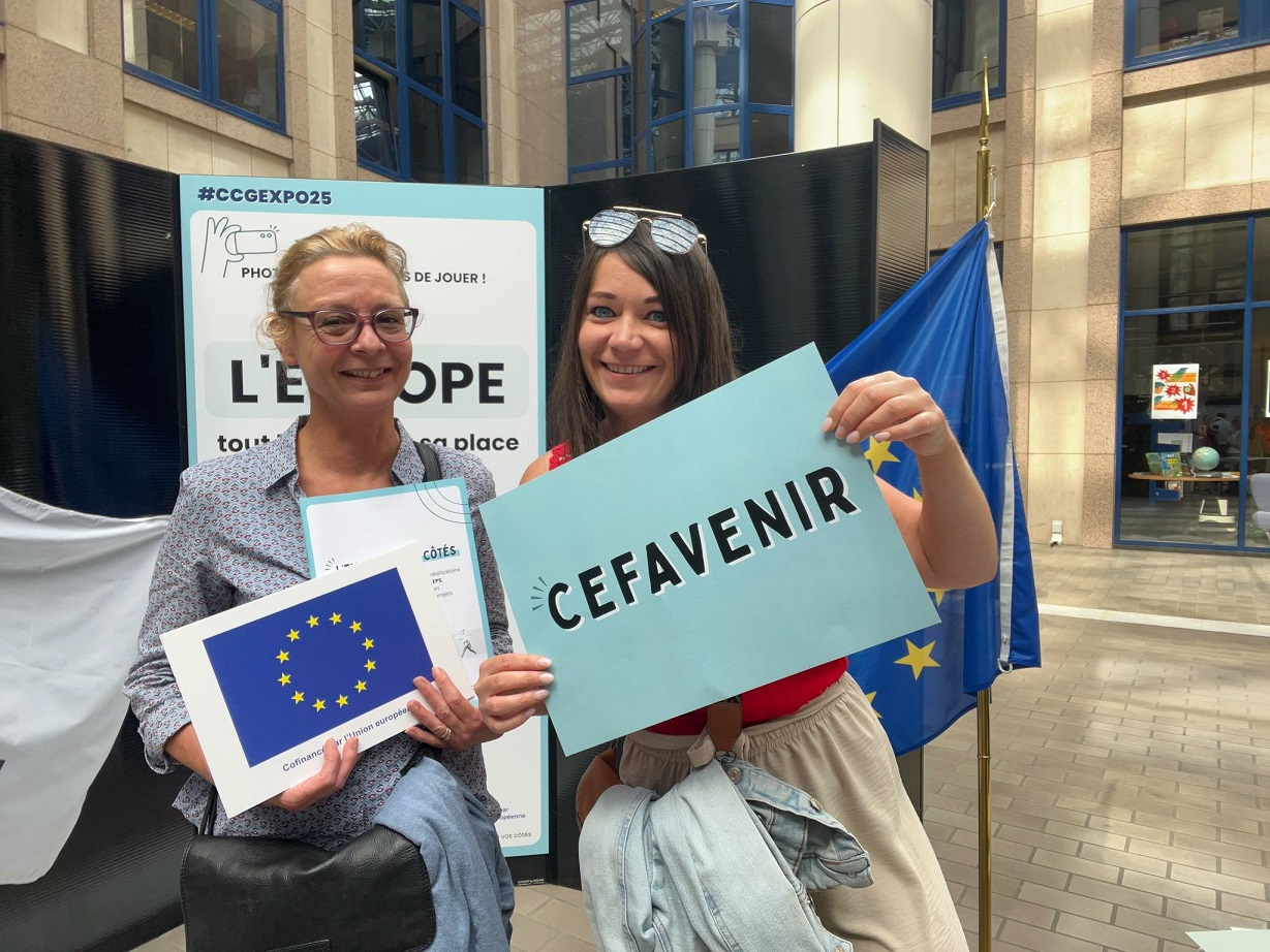 Le CEFA Wapi visite l’exposition « L’Europe à vos côtés » 